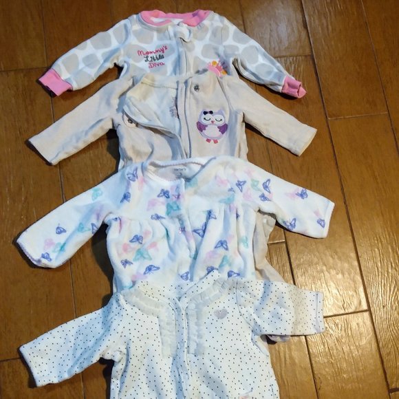 Onesies PJs - Picture 1 of 3